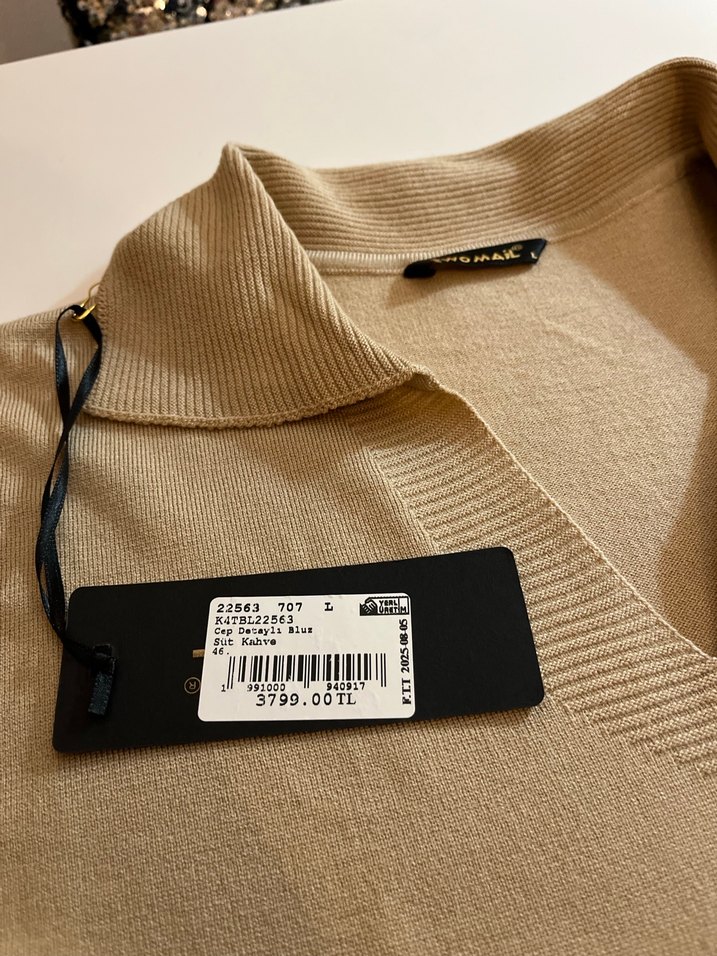 Bej Kısa Kollu Polo Yaka Kadın Kazak - Görsel 2