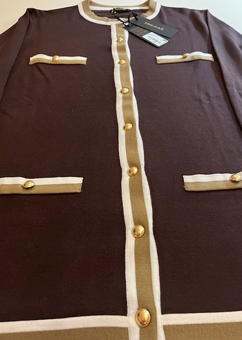 Düğmeli Kahverengi Kadın Hırka - Görsel 4