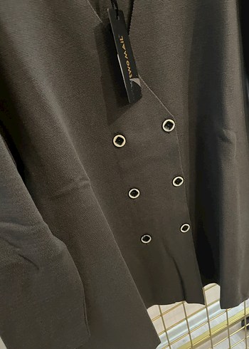 Düğmeli Siyah Midi Kadın Blazer - Görsel 3