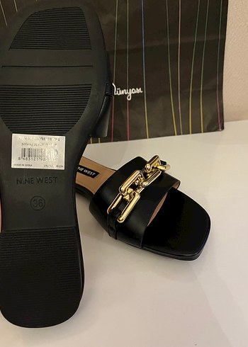 Nine West Gold Zincir Detaylı Kadın Blok Topuk Terlik