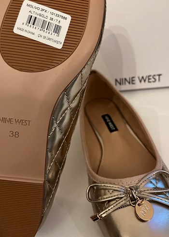37 Beden Nine West Bej Parlak Kemerli Kadın Babet