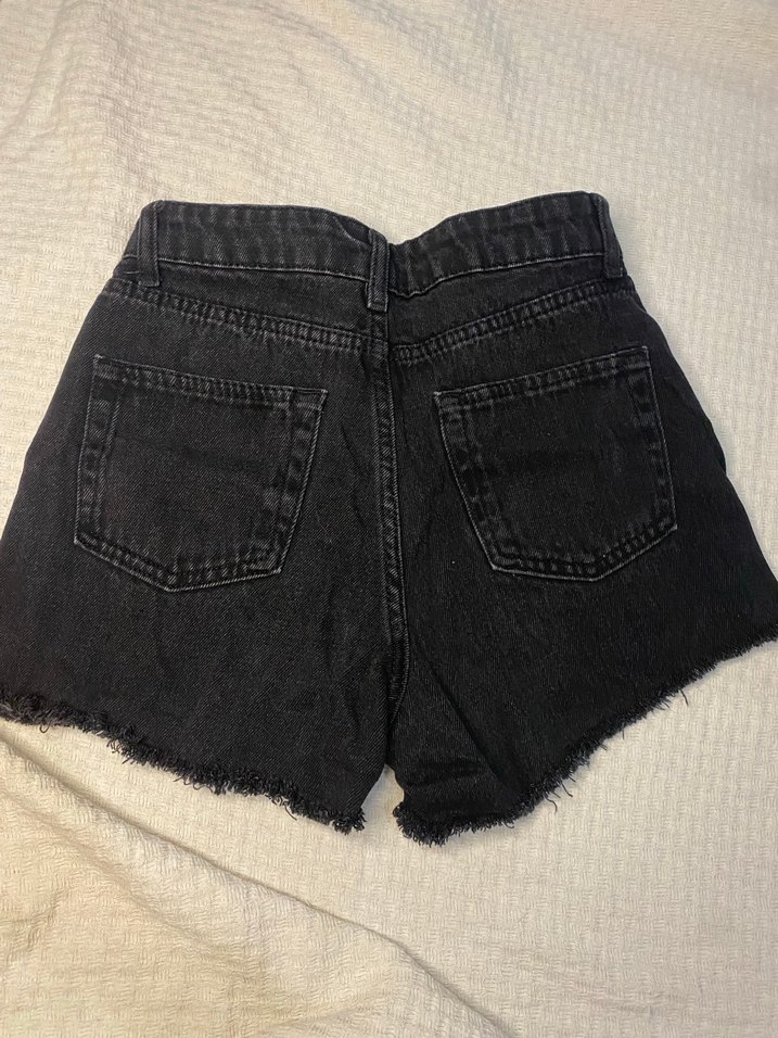 Siyah Bağcıklı Parçalı Mini Denim Şort - Görsel 2