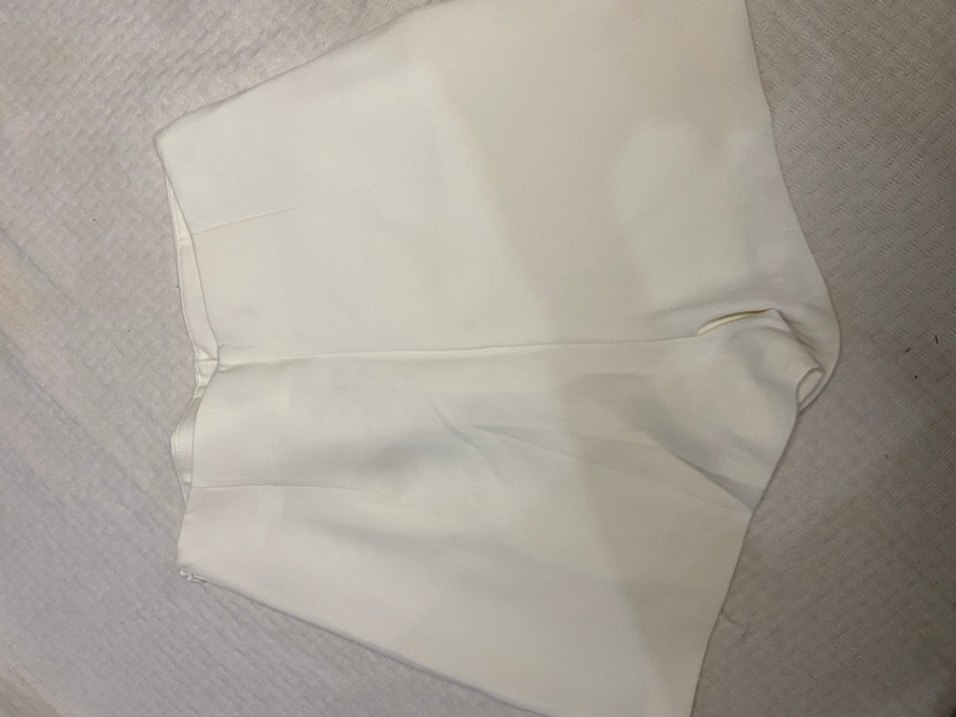 Beyaz Kadın Kumaş Şort Etek - Görsel 2