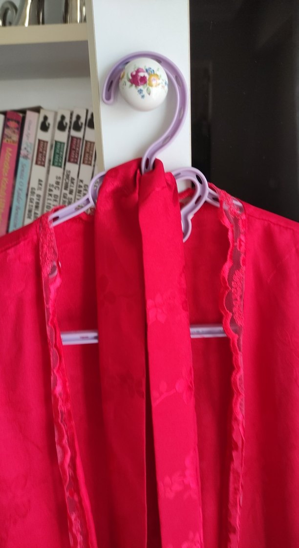 Uzun Kırmızı Kadın sabahlik - Görsel 3