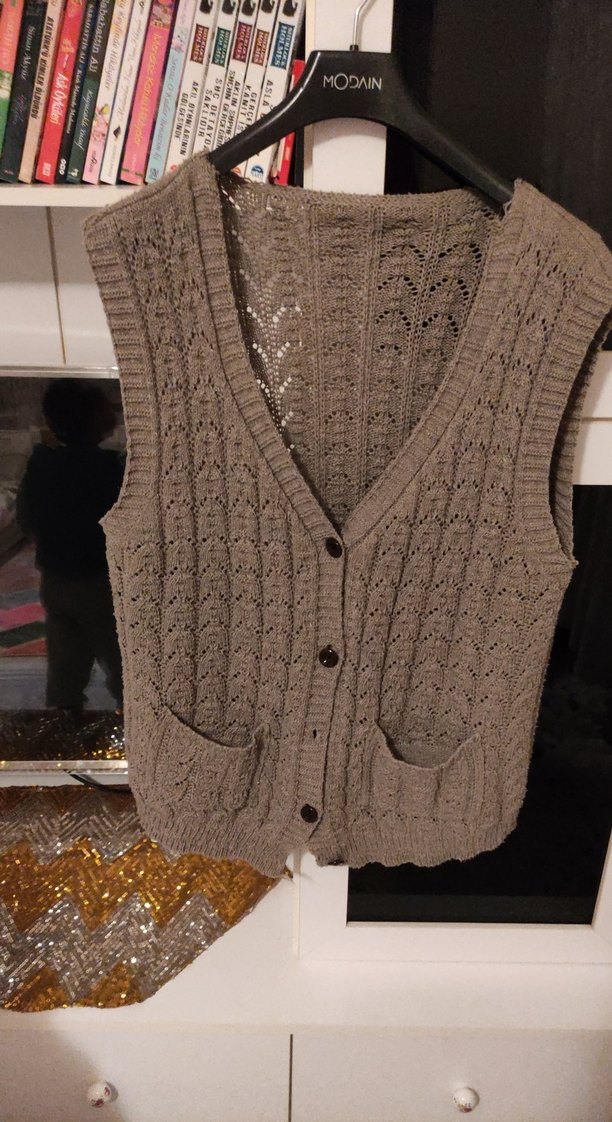 Bej V Yaka Örme Kadın Yelek - Görsel 2