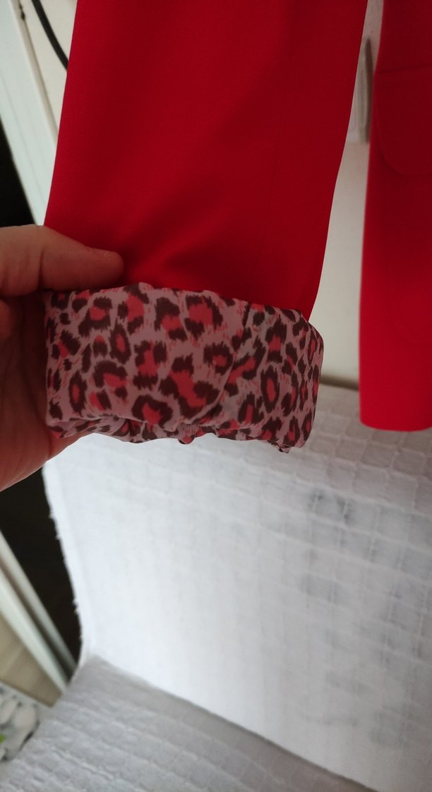 Kırmızı Düğmeli Kadın Blazer Ceket - Görsel 4