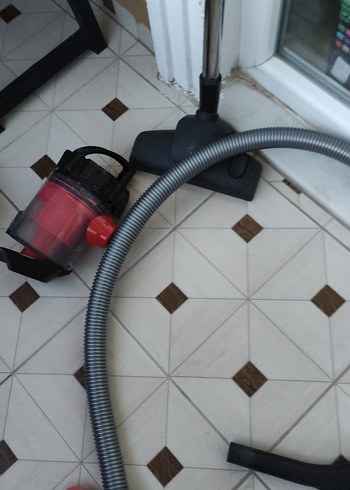 Kırmızı kompakt elektrikli süpürge - Görsel 6