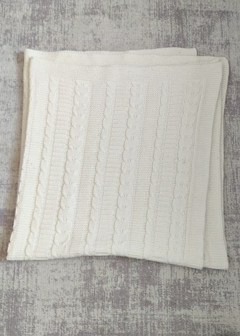 Beyaz Örgü Çocuk Battaniyesi - Görsel 2