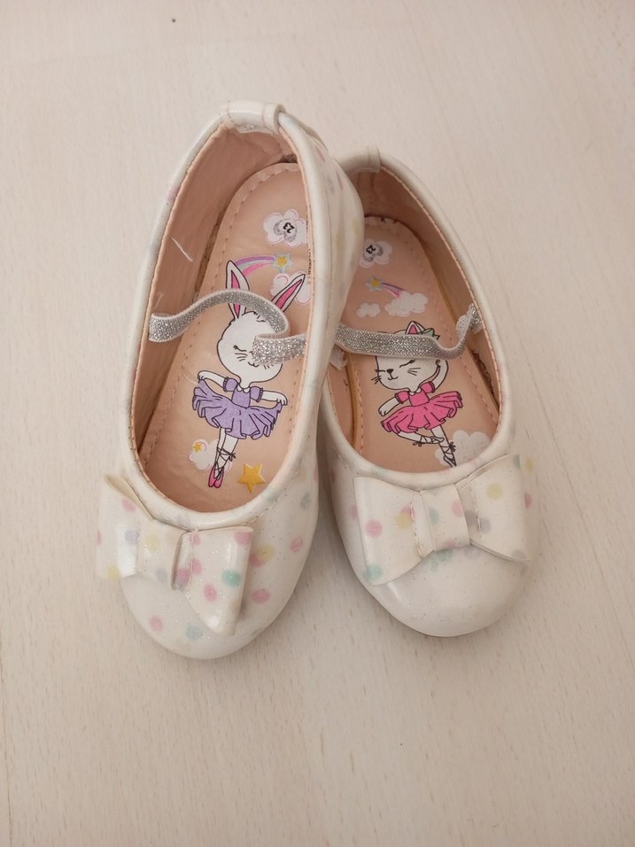 Kız Çocuk Beyaz Fiyonklu Balerin Ayakkabı - Görsel 5