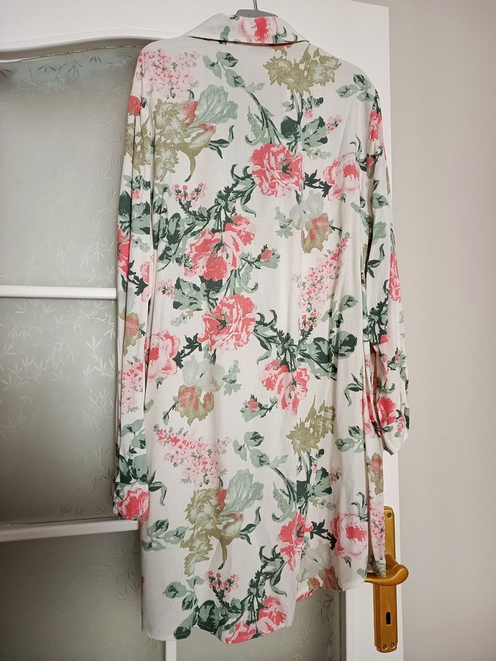 Çiçek Desenli Uzun Hamile Bluzu - Görsel 3