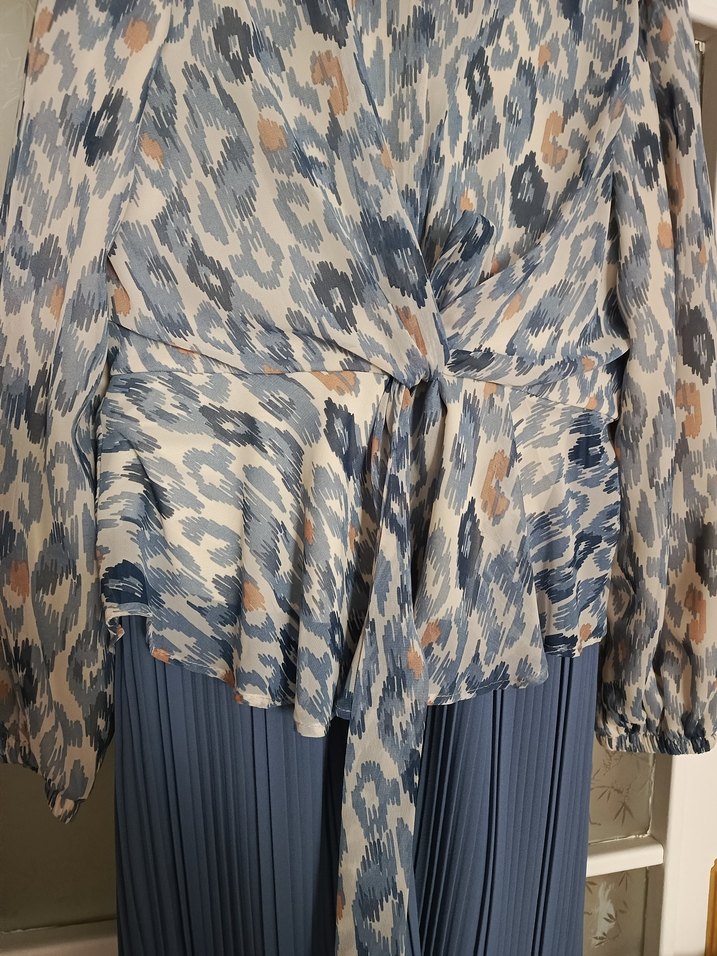 Mavi Pilili Uzun Kollu Kadın etek takım - Görsel 5