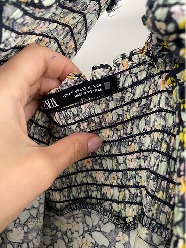 xs Beden Zara elbise
