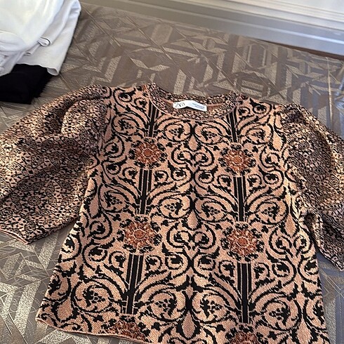 Zara triko bluz