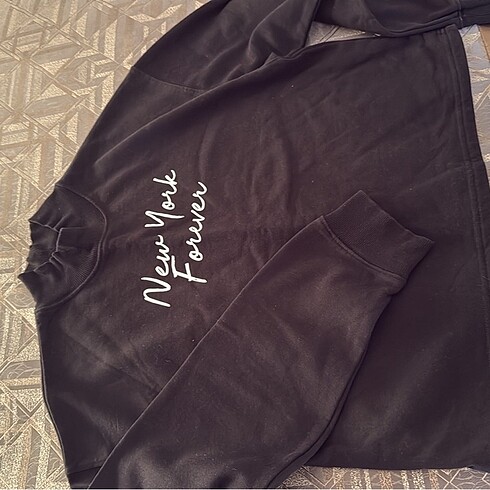 Zara sweat