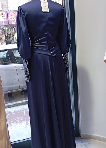 Mavi İşlemeli Uzun Abiye Elbise - Görsel 3