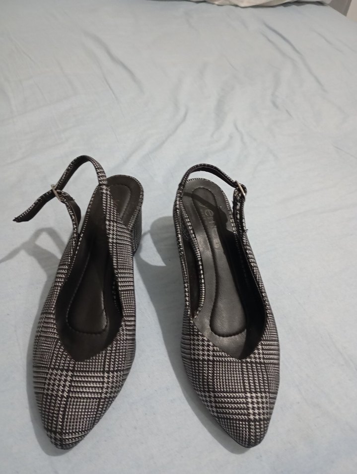 Tokalı Kareli Kadın Düz Ayakkabı - Görsel 3