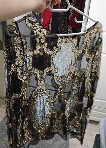 Uzun Kollu İşlemeli Payetli üst - Görsel 6