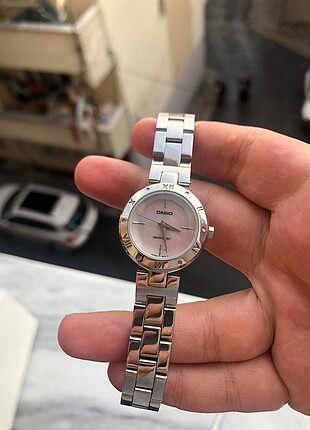  Beden beyaz Renk Casio saat 