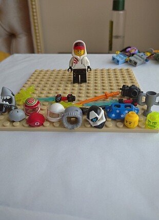 LEGO MİNİFİGÜRÜ