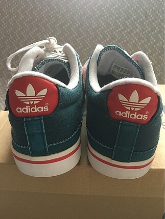 37 Beden çeşitli Renk Adidas ayakkabı