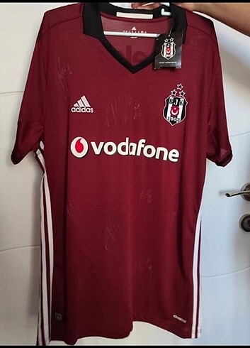 Orjinal imzalı Beşiktaş forma