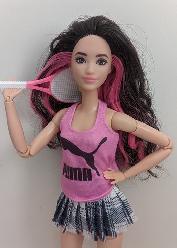 Barbie Pembe Spor Kıyafetli Tenisçi Barbie