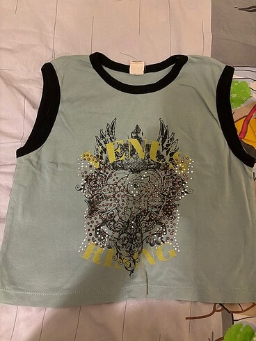urban outfitters tisort