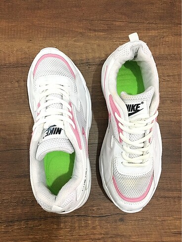 37 Beden beyaz Renk Nike spor ayakkabı
