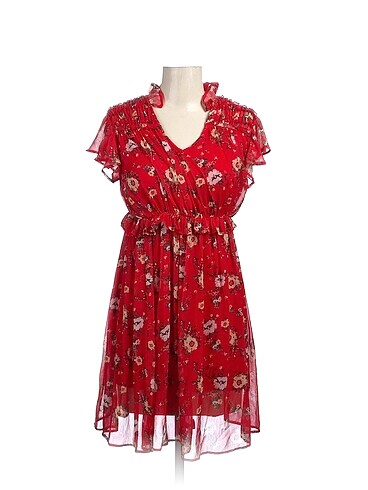 PreLoved Kısa Elbise %70 İndirimli.