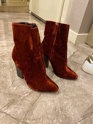 Zara kadife ayakkabı