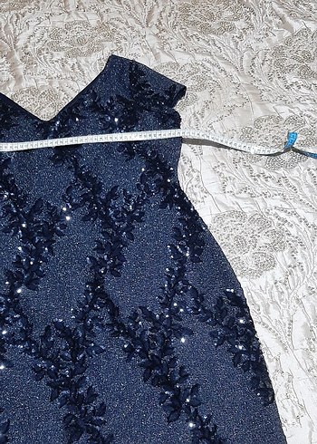 Lacivert İşlemeli V Yaka Uzun Abiye Elbise - Görsel 2