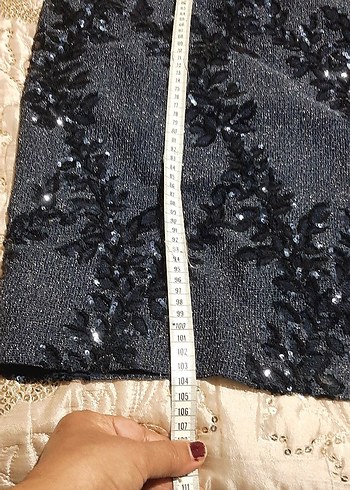 Lacivert İşlemeli V Yaka Uzun Abiye Elbise - Görsel 3