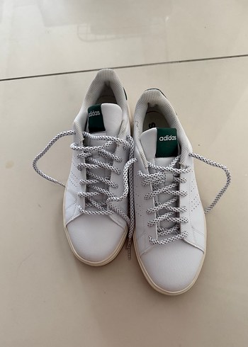 Adidas Beyaz Adidas Bağcıklı Spor Ayakkabı