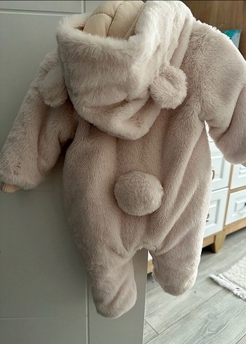 Kız Bebek Bej Kürklü Tulumu - Görsel 2