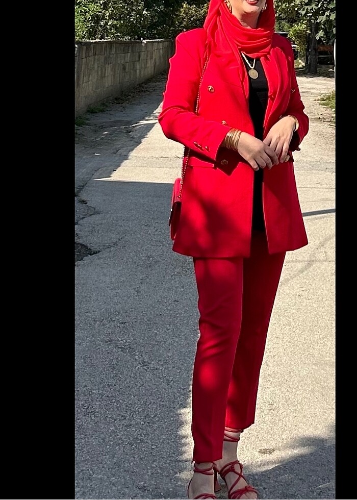 Kemerli kadın takım elbise - Görsel 4