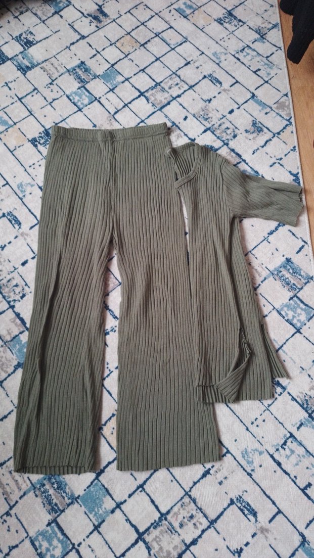 Kadın pijama takımı - Görsel 2