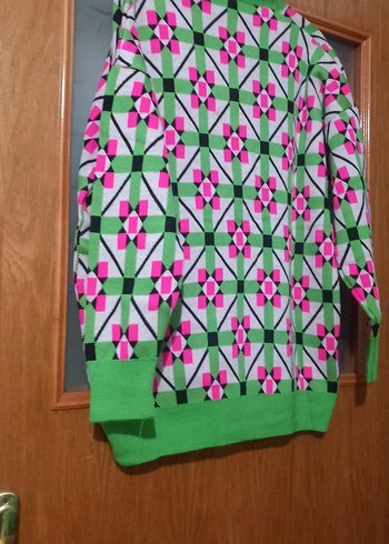 Renkli Desenli V Yakalı Kadın Triko hırka - Görsel 4