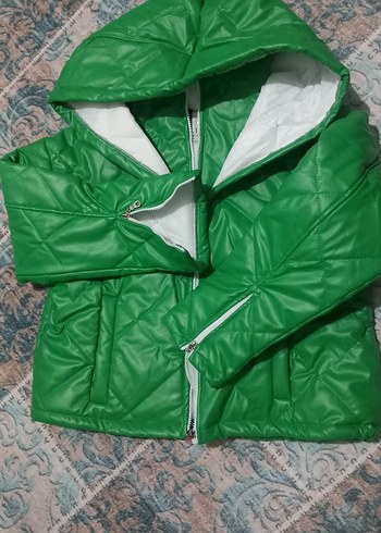 Yeşil Kapüşonlu  Kısa Kadın Mont - Görsel 7