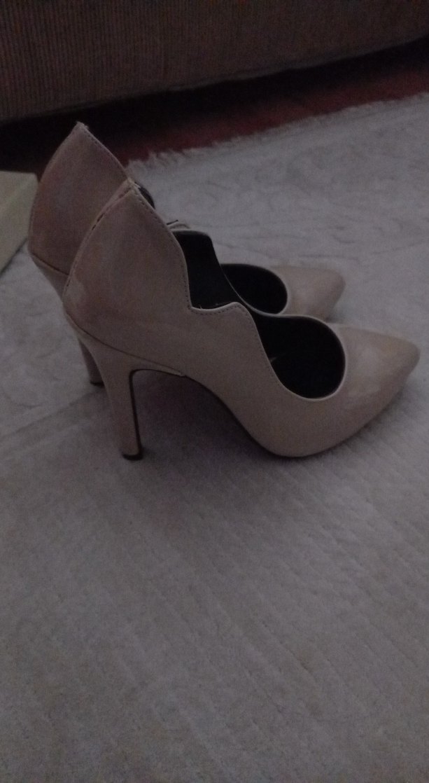 Bej Stiletto Topuklu Kadın Ayakkabı - Görsel 3