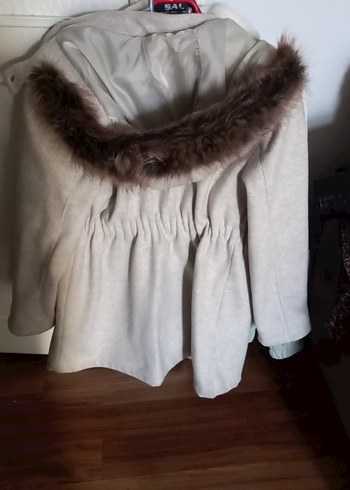 Bej Midi Çocuk Mont Kapüşonlu Kürklü - Görsel 4