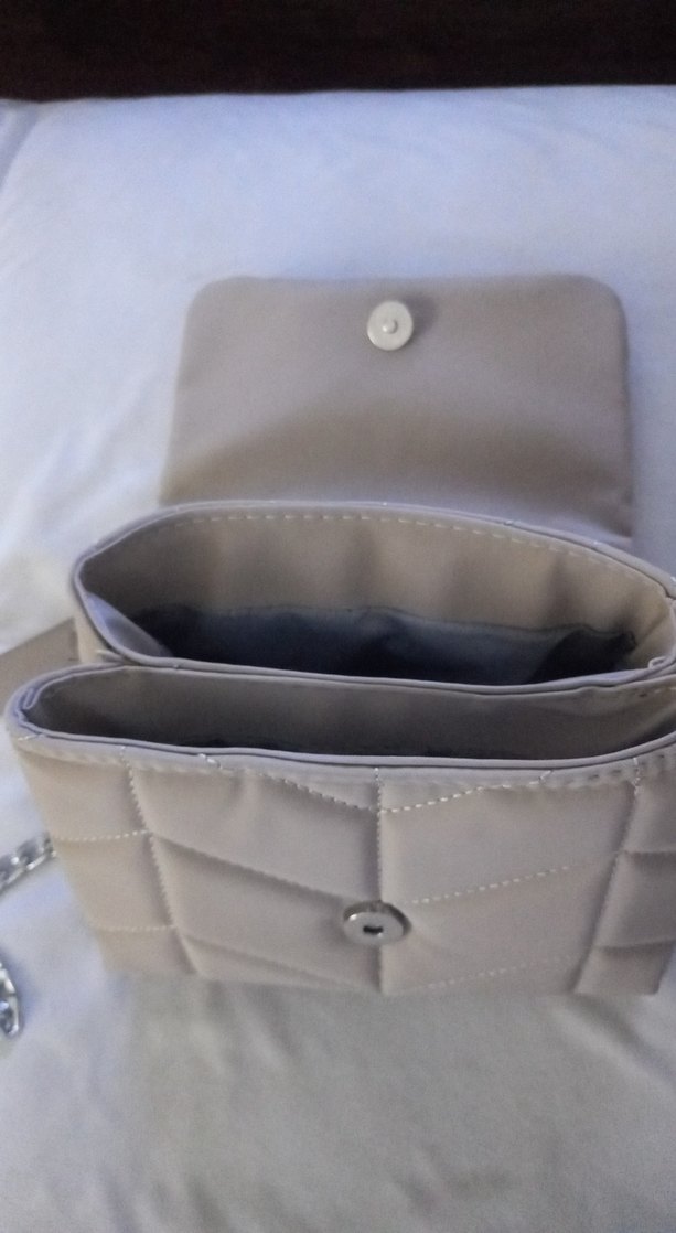 Bej Zincir Detaylı Süet Kadın Çanta - Görsel 4