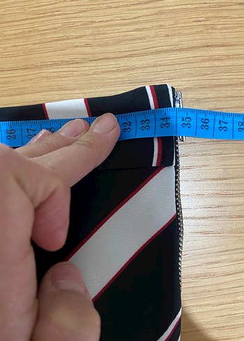 Çizgili Siyah Mini Pilili Kadın Etek - Görsel 6