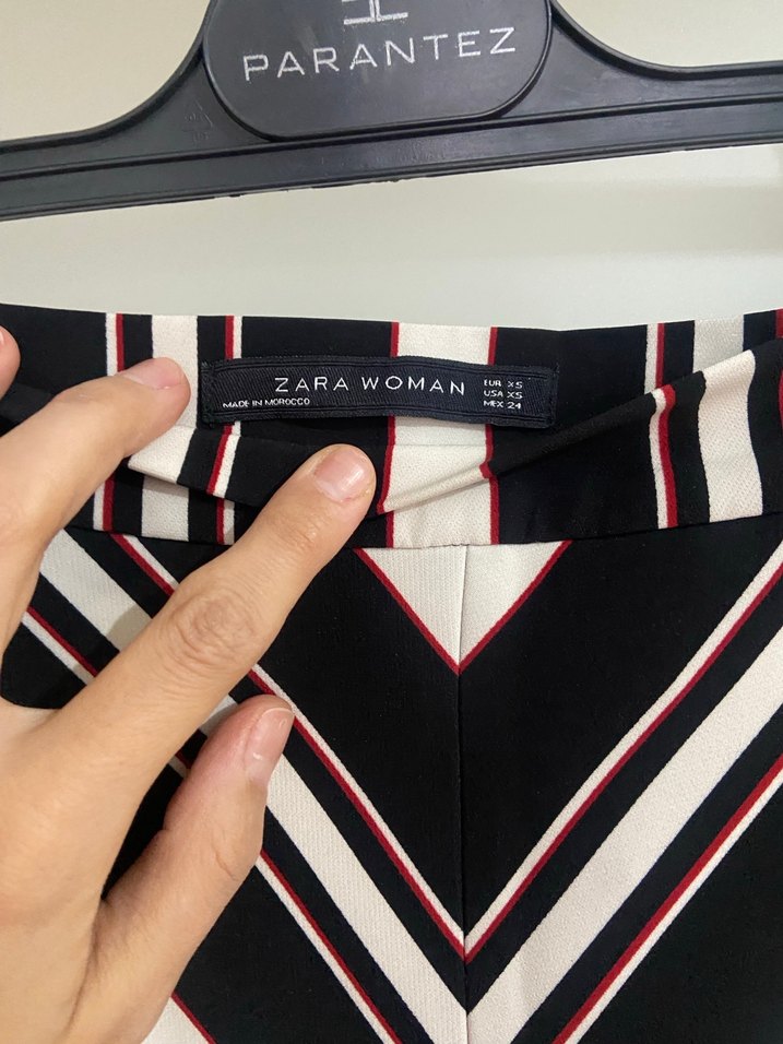 Çizgili Siyah Mini Pilili Kadın Etek - Görsel 4