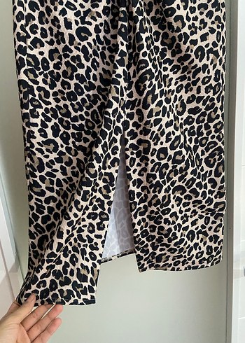 Leopar Desenli Uzun Drapeli Kadın Etek - Görsel 2