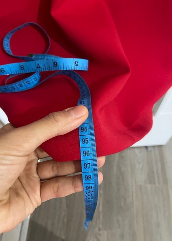 Düğmeli Kırmızı Kolsuz Midi Elbise - Görsel 5