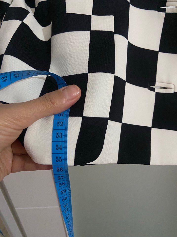 Düğmeli Siyah Beyaz Kareli Kadın Blazer - Görsel 5