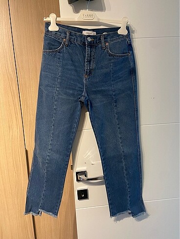 Mango jean