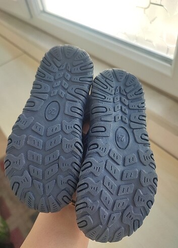 24 Beden Erkek çocuk sandalet