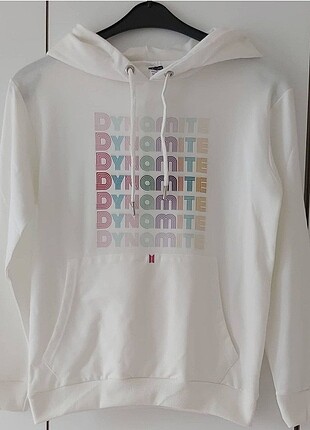 Dynamite Sweatshirt 