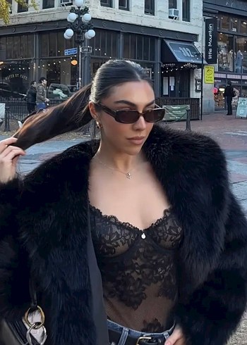 m Beden siyah Renk Zara marka peluş kürk